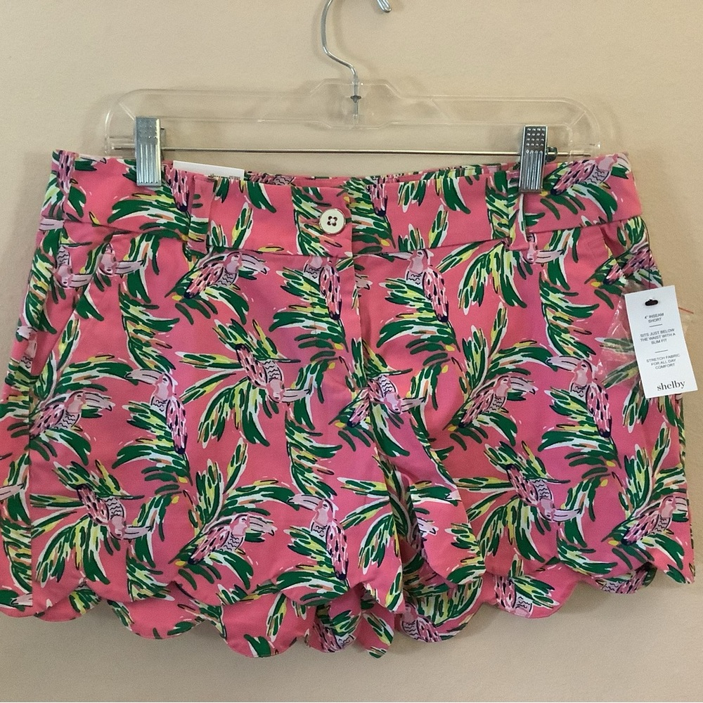 NWT Crown & Ivy Women’s Shorts, size 6